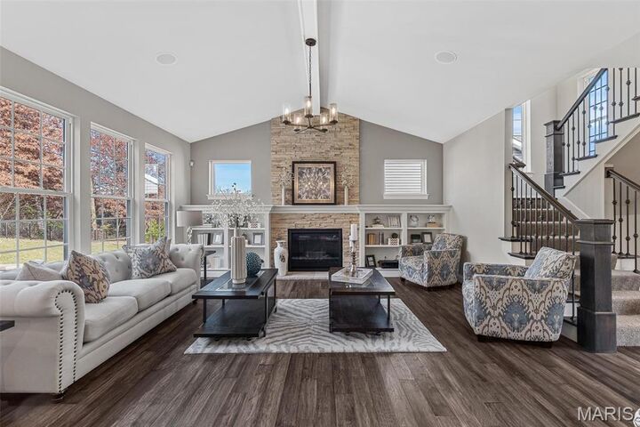 Property Photo: 1 Kingston Chateau De Fond Du Lac MO 63367