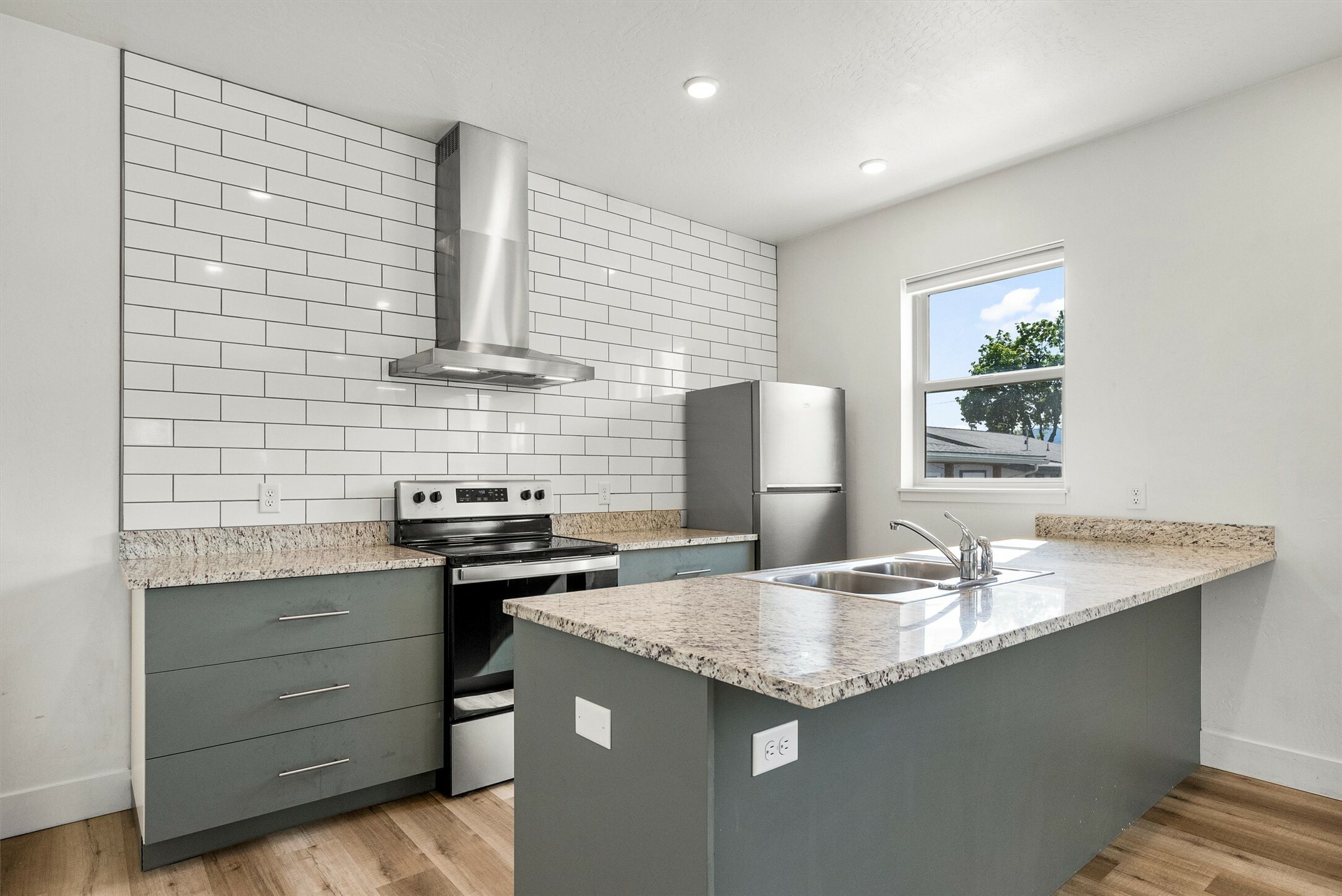 Property Photo: 1942A Dixon Avenue MT 59801