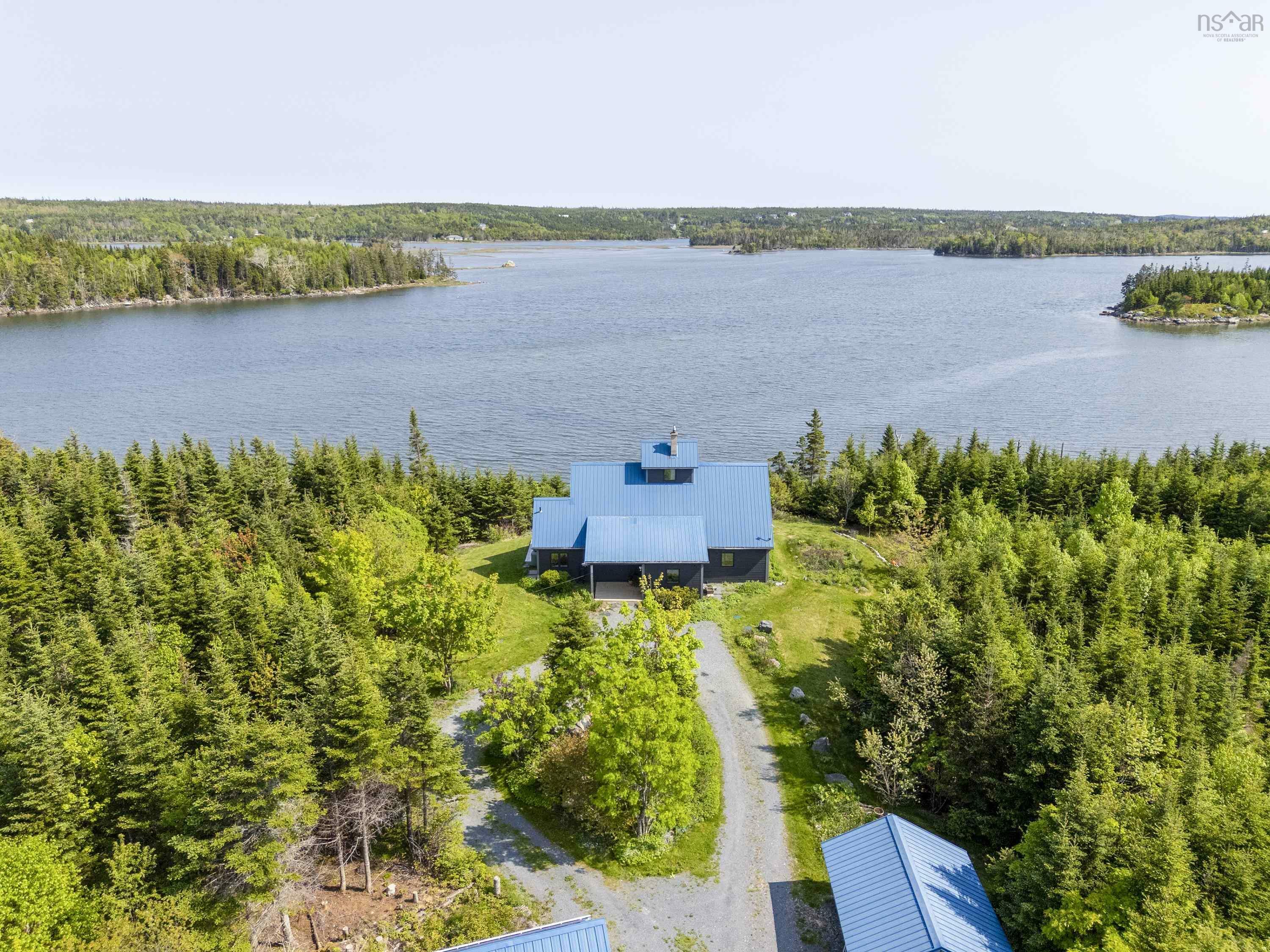 Photo de la propriété: 899 West Petpeswick Road NS B0J 2L0