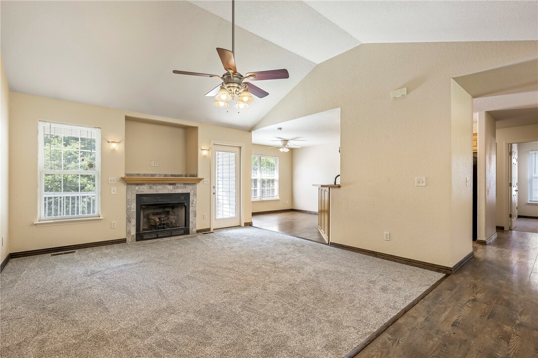 Property Photo: 19 Loftus Drive AR 72714