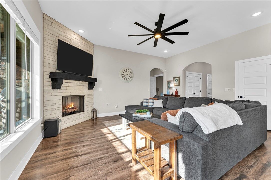 Property Photo: 500 Yona Lane AR 72730