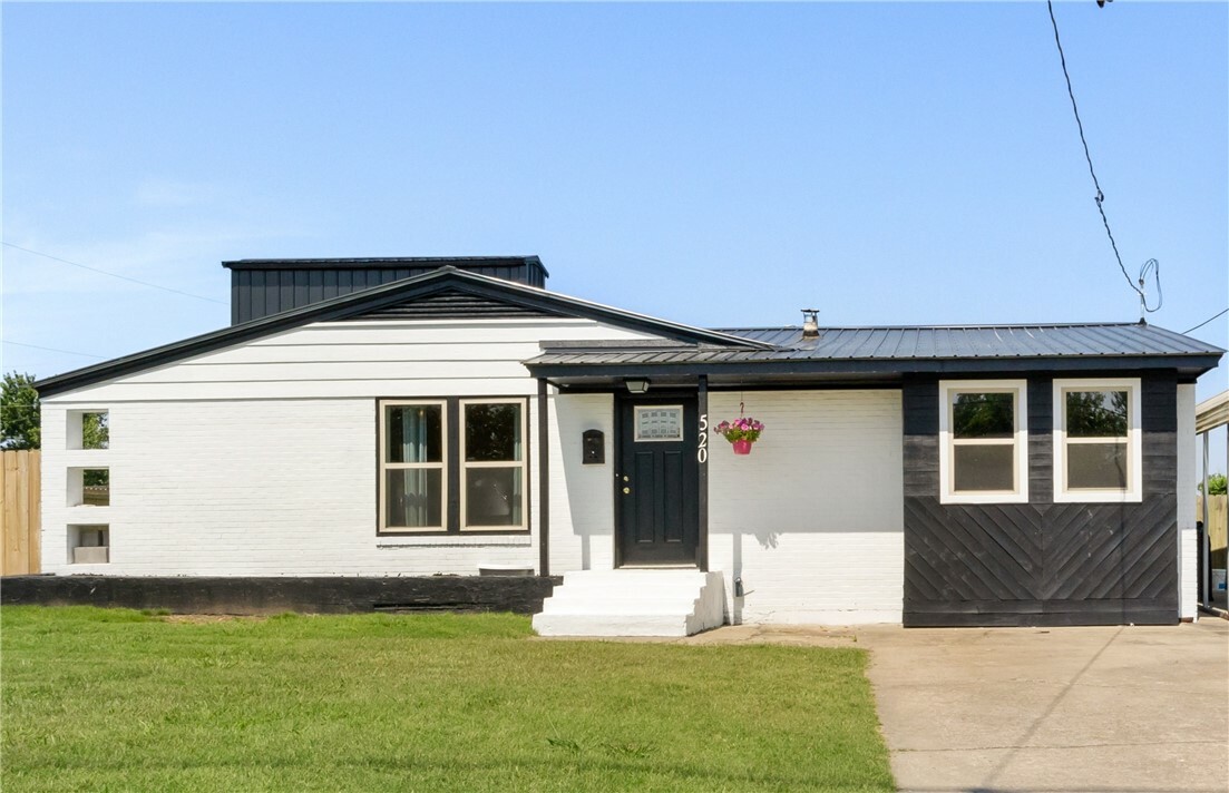 520 S 13th Street  Rogers AR 72758 photo