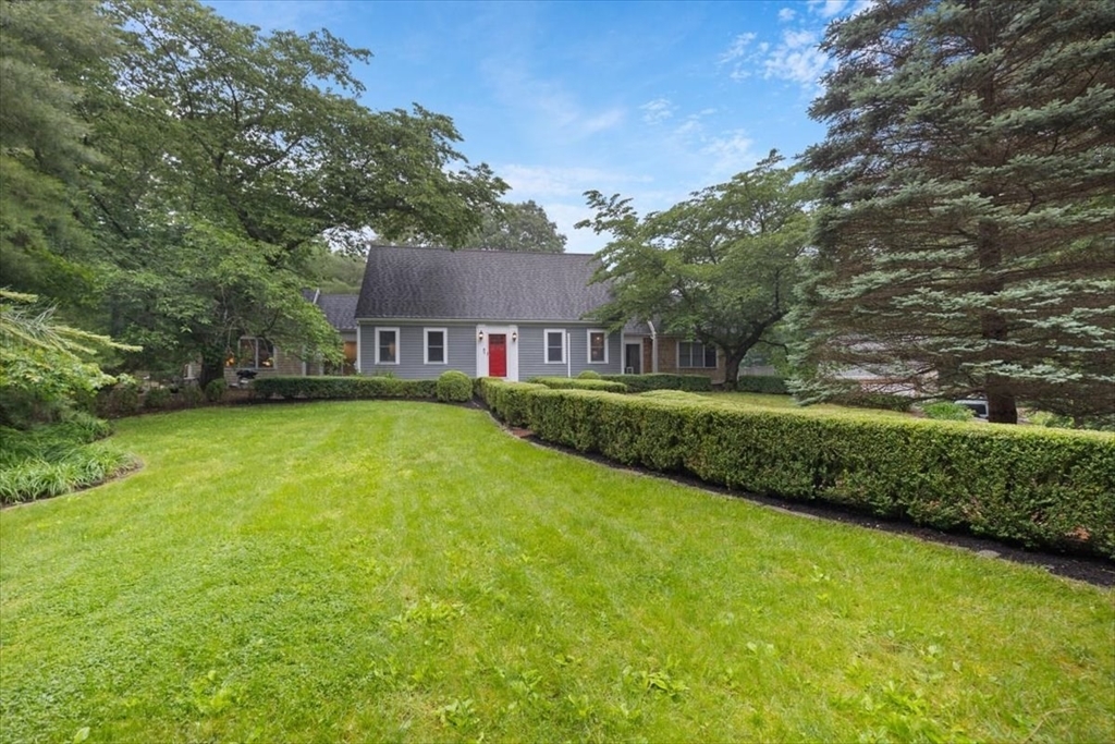Property Photo: 6 Popes Lane MA 02043