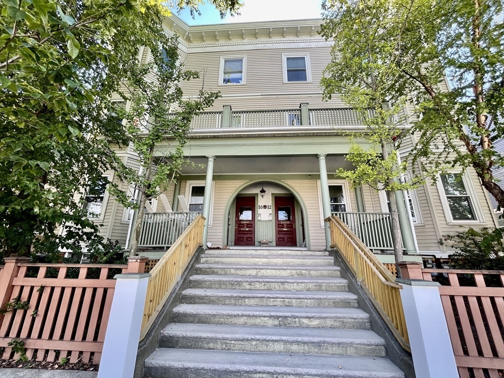 Property Photo: 52 Beacon St 2 MA 02143