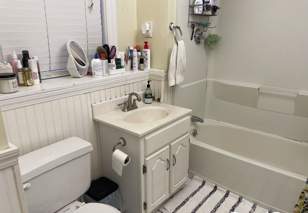 Property Photo:  90 Brainerd Rd 7  MA 02134 