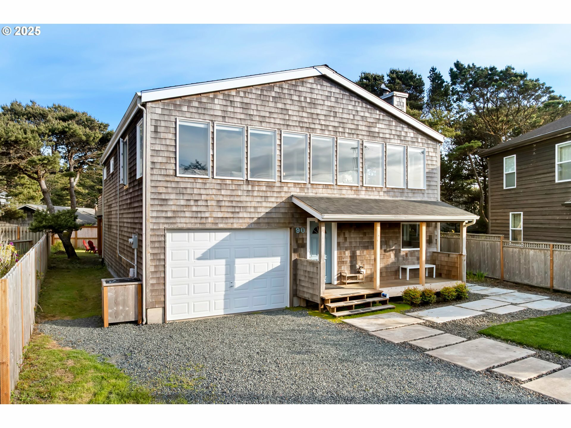Property Photo: 90 Beach Dr OR 97130