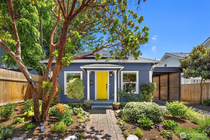 906  24th Avenue S  Seattle WA 98144 photo
