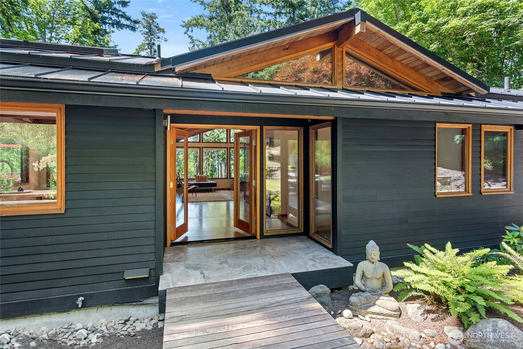 Property Photo:  9767  Battle Point Drive NE  WA 98110 