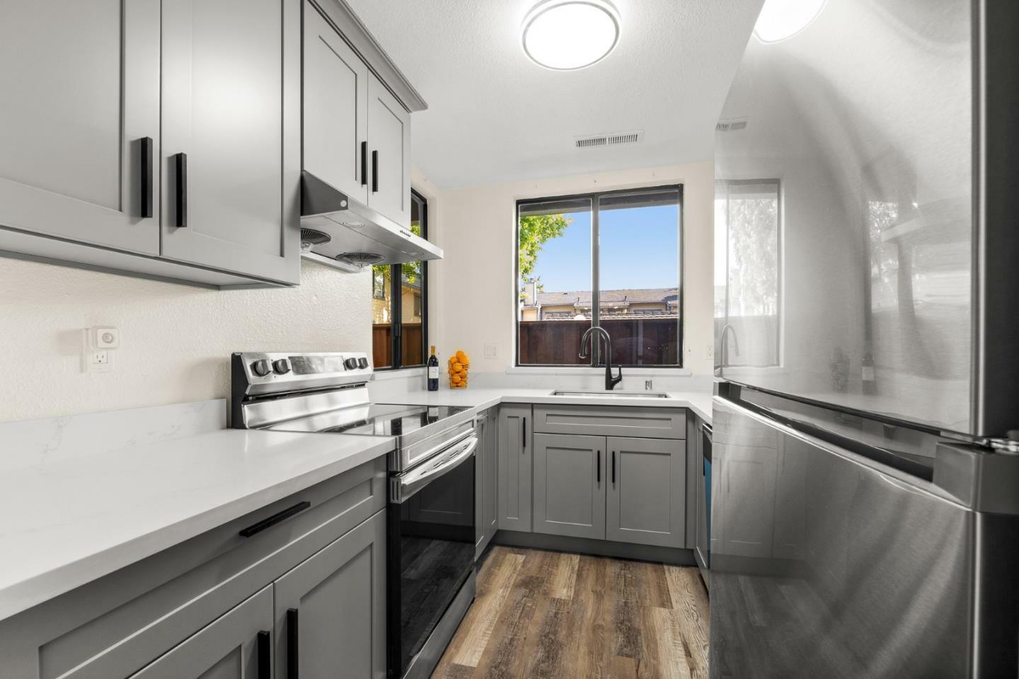 Property Photo: 6043 Joaquin Murieta Avenue B CA 94560