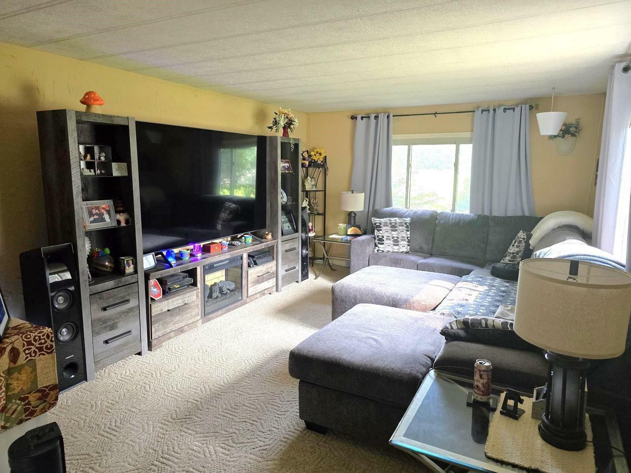 Property Photo: 19 Falling Creek Drive 19 WI 53548