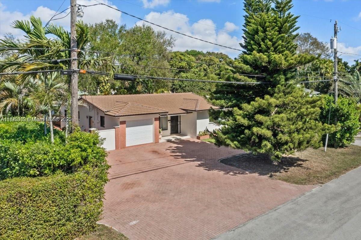 6385 SW 25th St  Miami FL 33155 photo