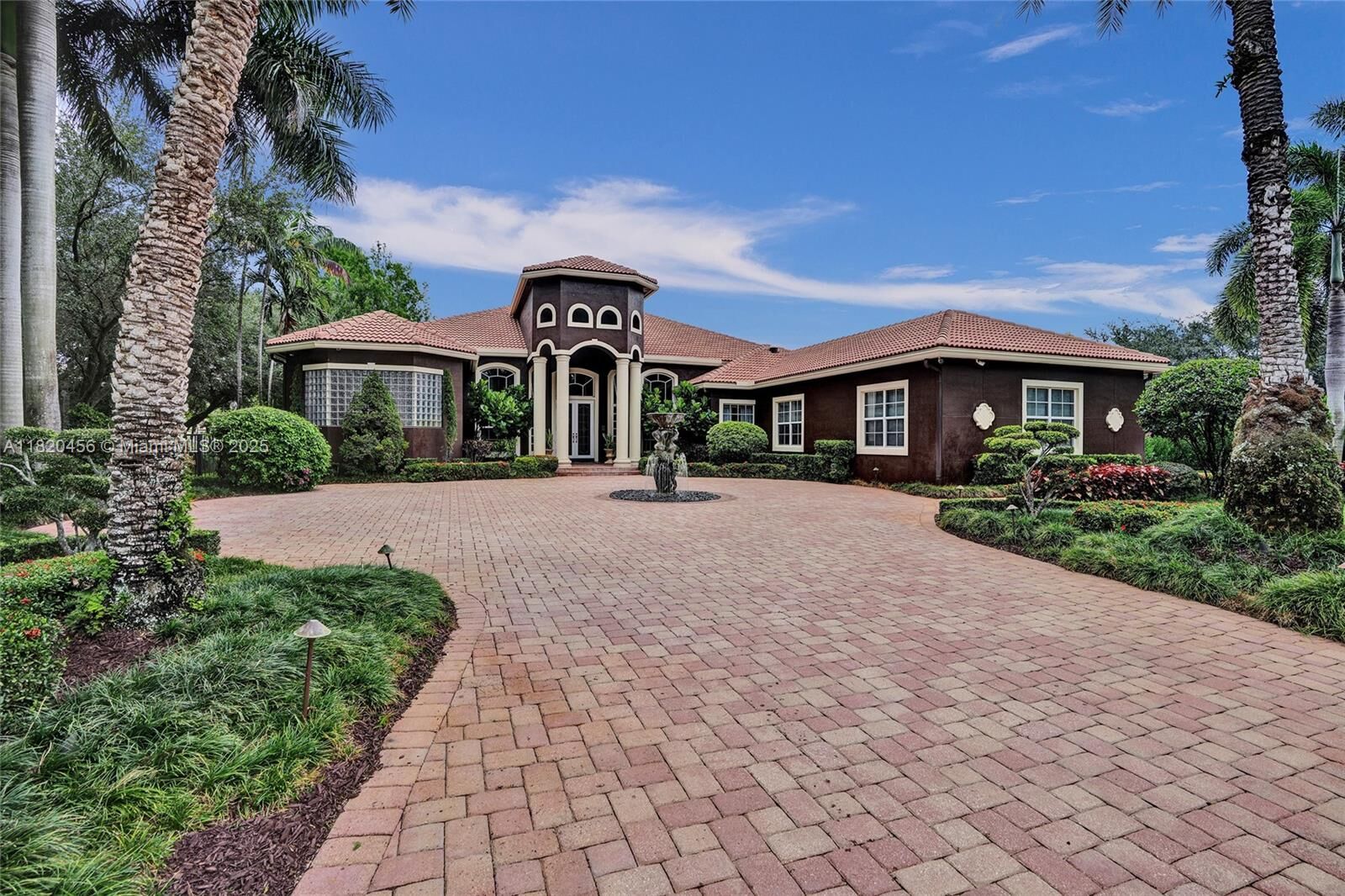 Property Photo: 15093 SW 16th St FL 33326