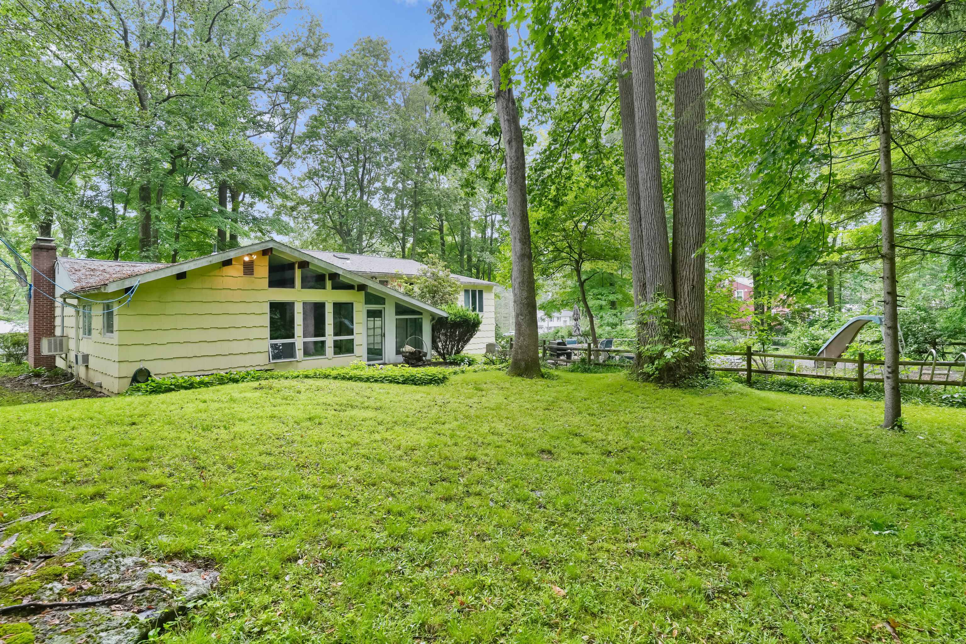 Property Photo: 48 Crestwood Road CT 06468