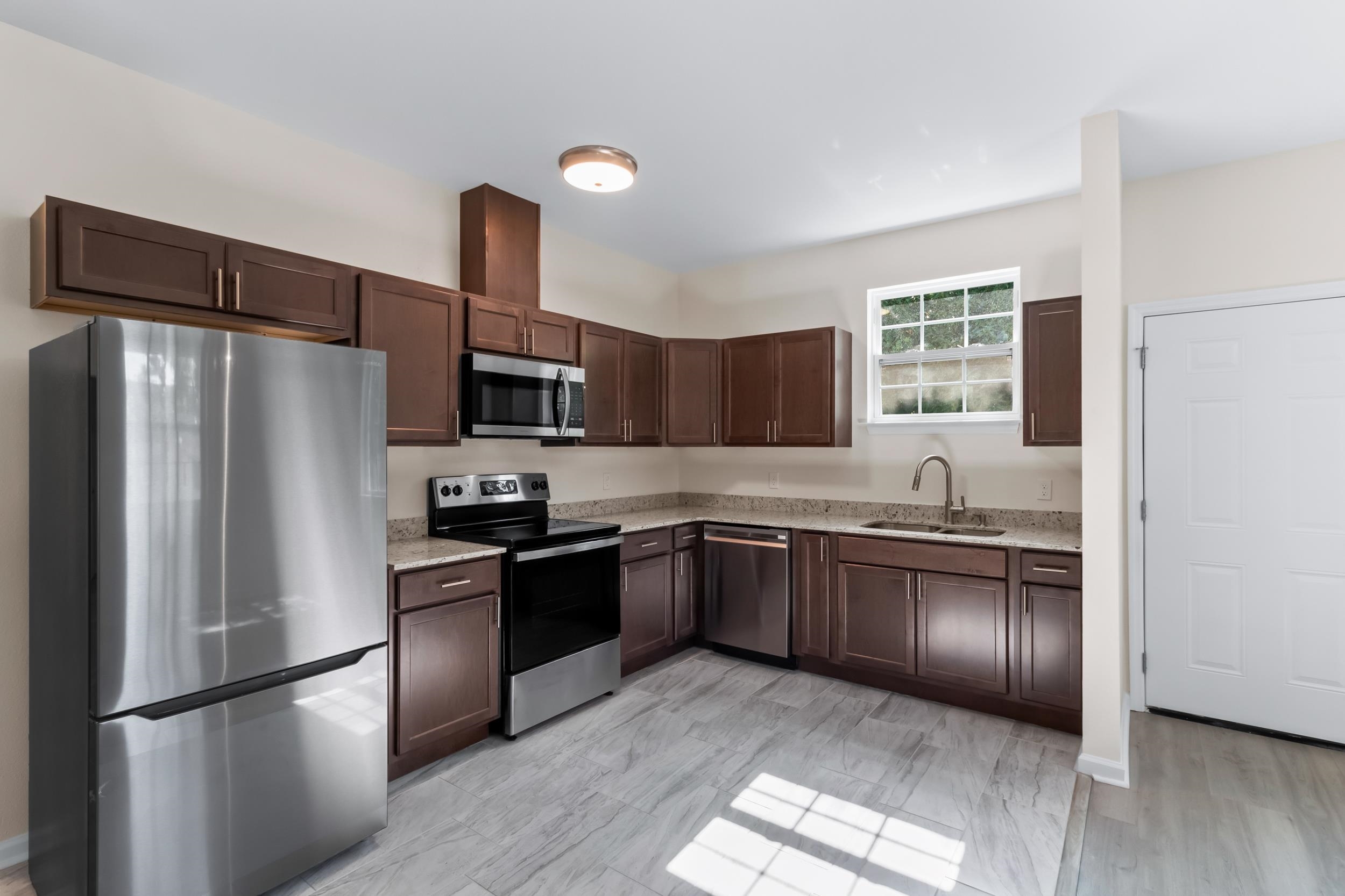 Property Photo: 818 Floral Street FL 32310