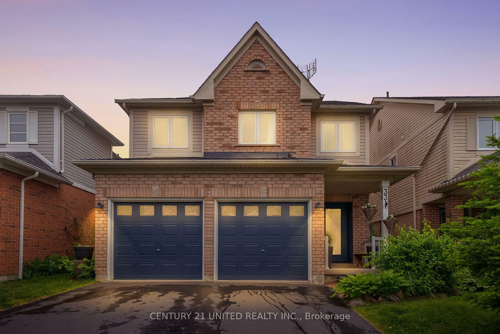 33 Solmar Avenue  Whitby ON L1R 2Z6 photo