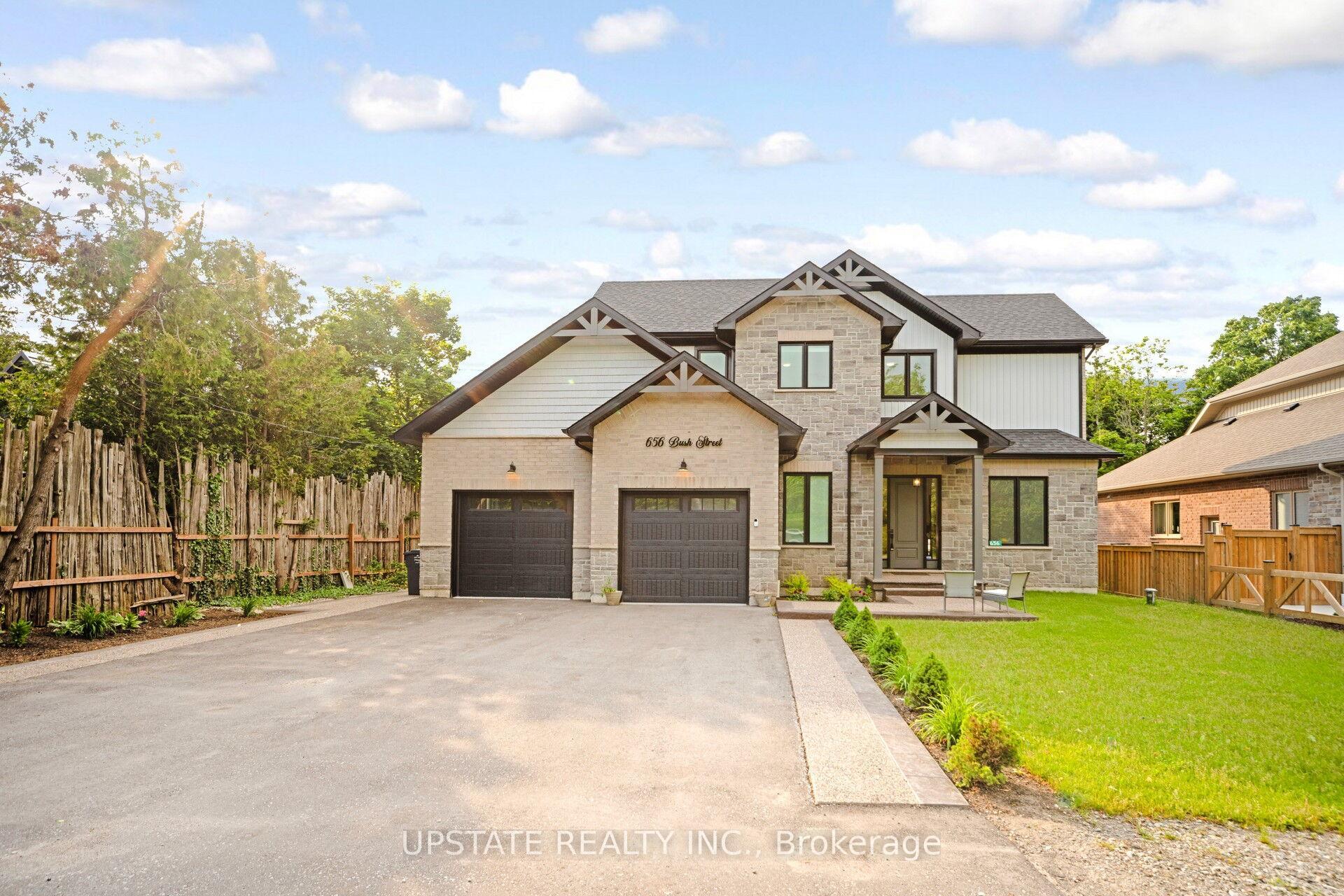 Property Photo: 656 Bush Street ON L7K 0E5