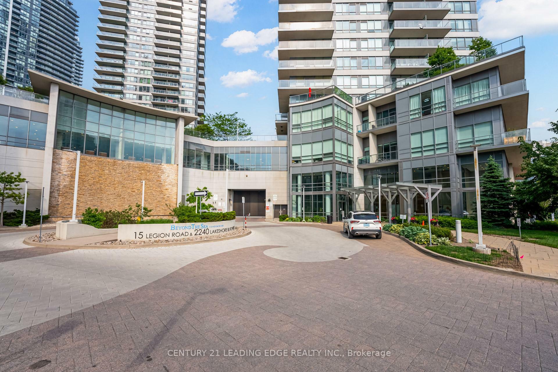 Property Photo: 2240 Lake Shore Boulevard W 601 ON M8V 1A5