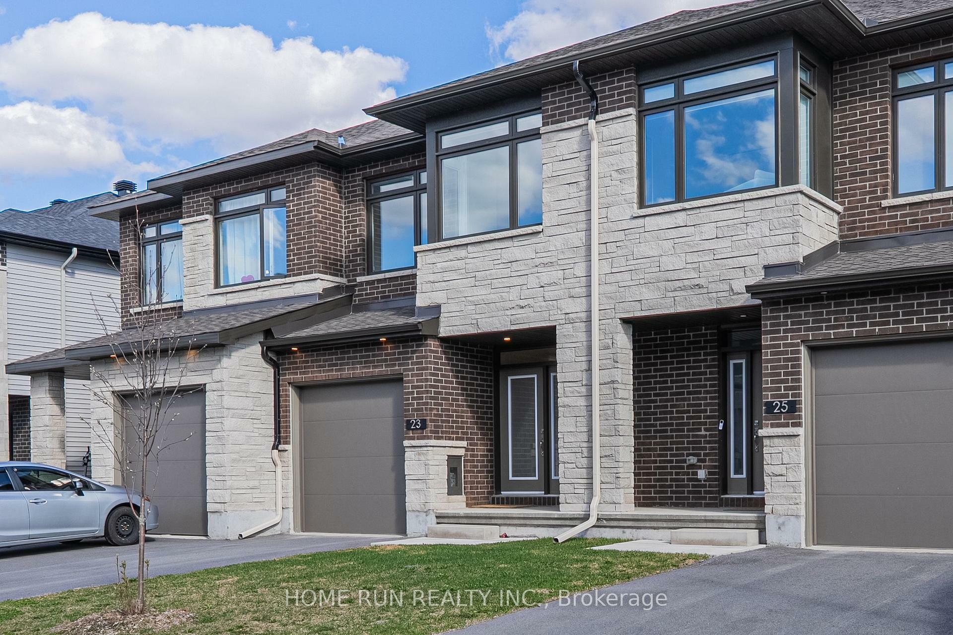 Property Photo:  23 Maize Street  ON K2S 2T4 