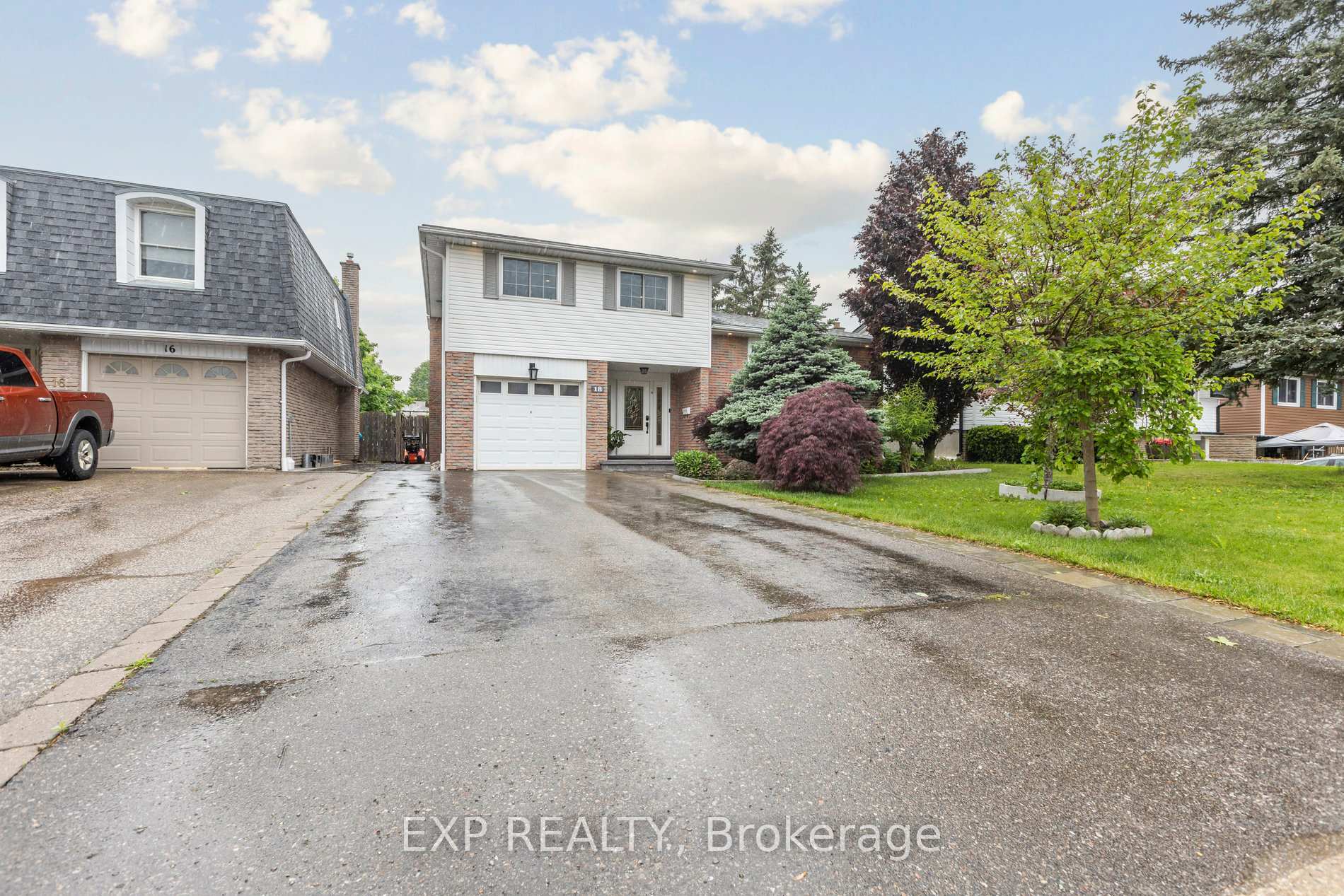 Property Photo: 18 Norman Avenue ON L7J 2R4