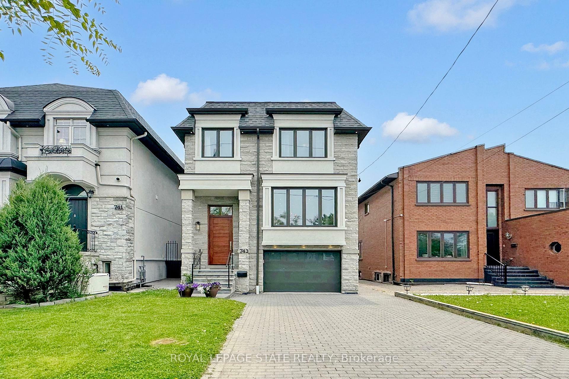 743 Glencairn Avenue  Toronto ON M6B 1Z9 photo