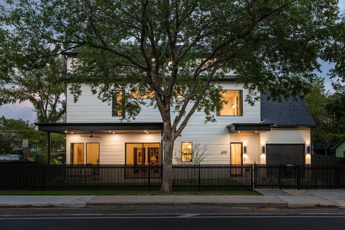 Property Photo: 4911 Duval TX 78751