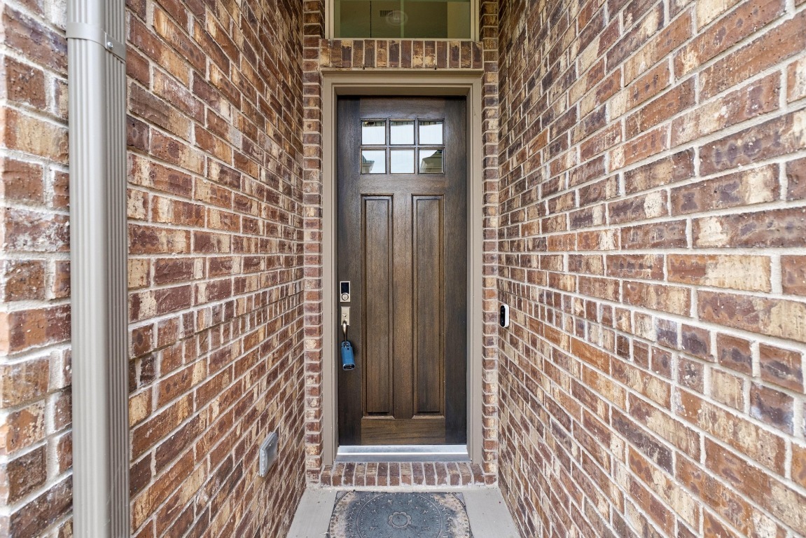 Property Photo: 105 Sweetgum Cove TX 78602