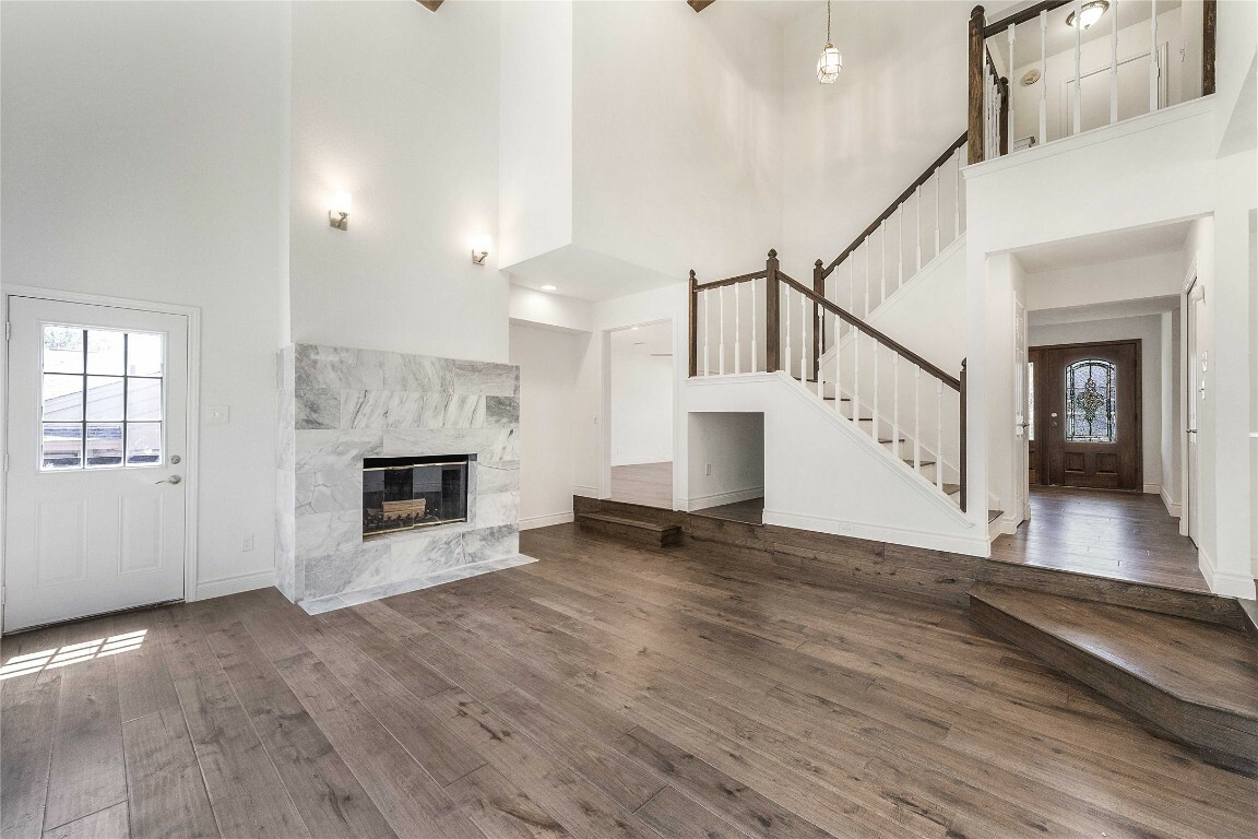 Property Photo:  10703 Keystone Bend  TX 78750 