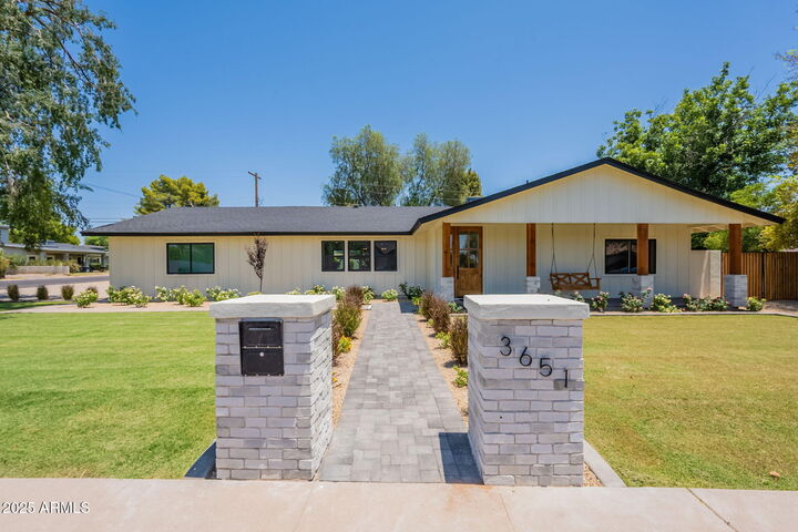 3651 N 49th Place  Phoenix AZ 85018 photo