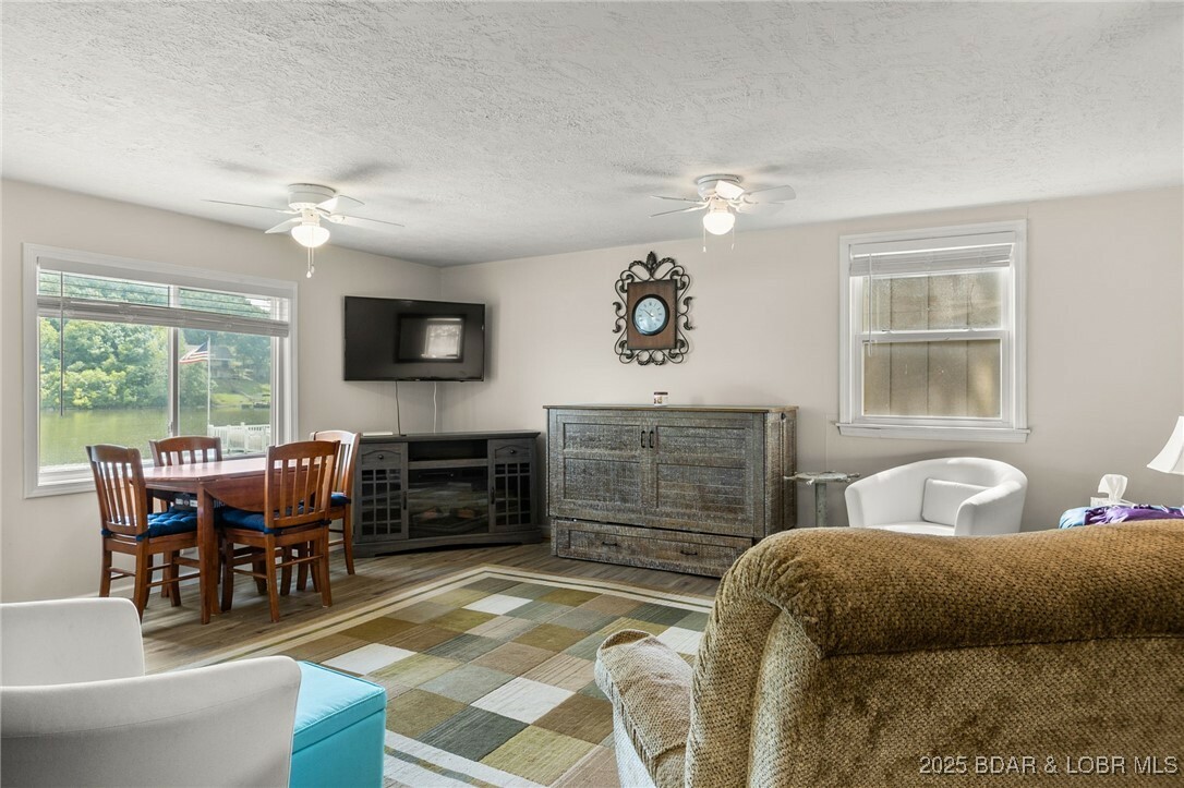 Property Photo: 1585 Lick Creek Road MO 65326