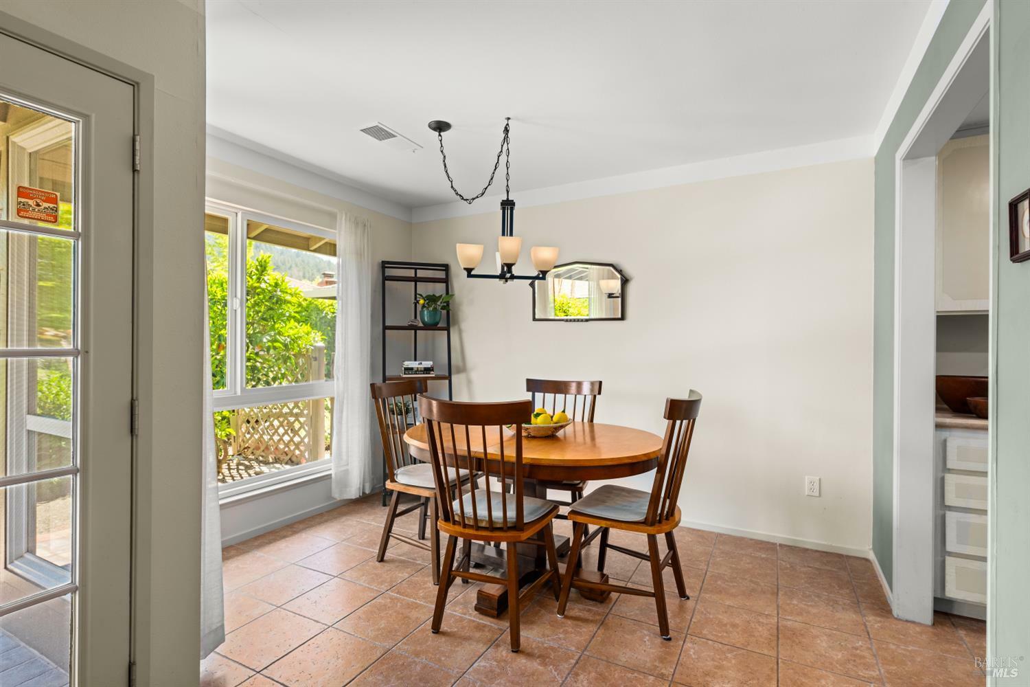 Property Photo: 406 White Oak Drive CA 95409