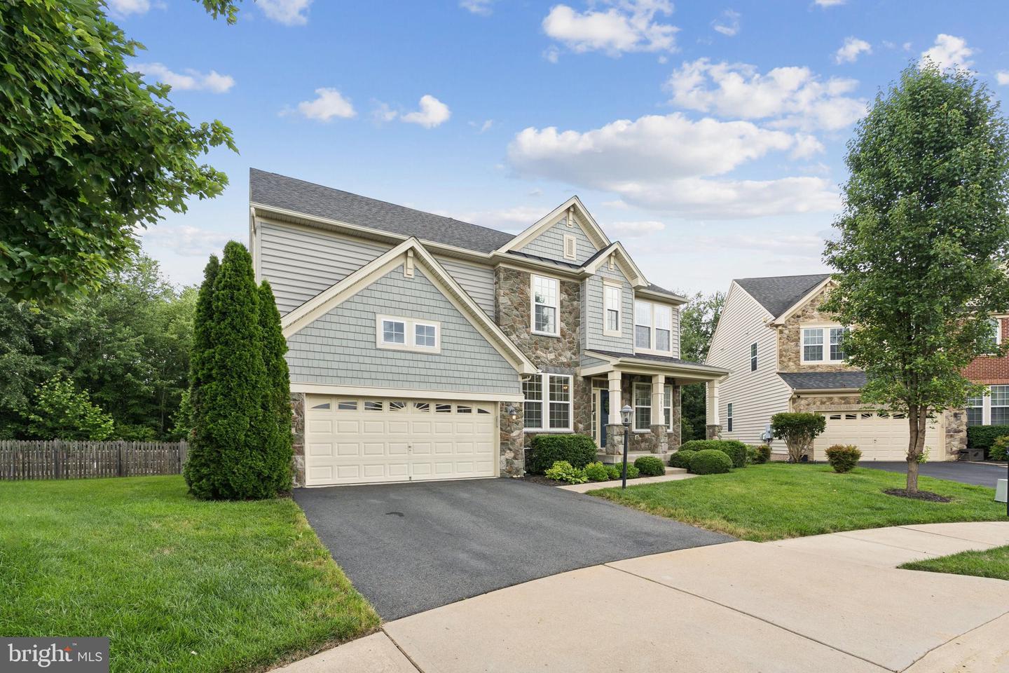 Property Photo: 13831 Barrymore Court VA 20155