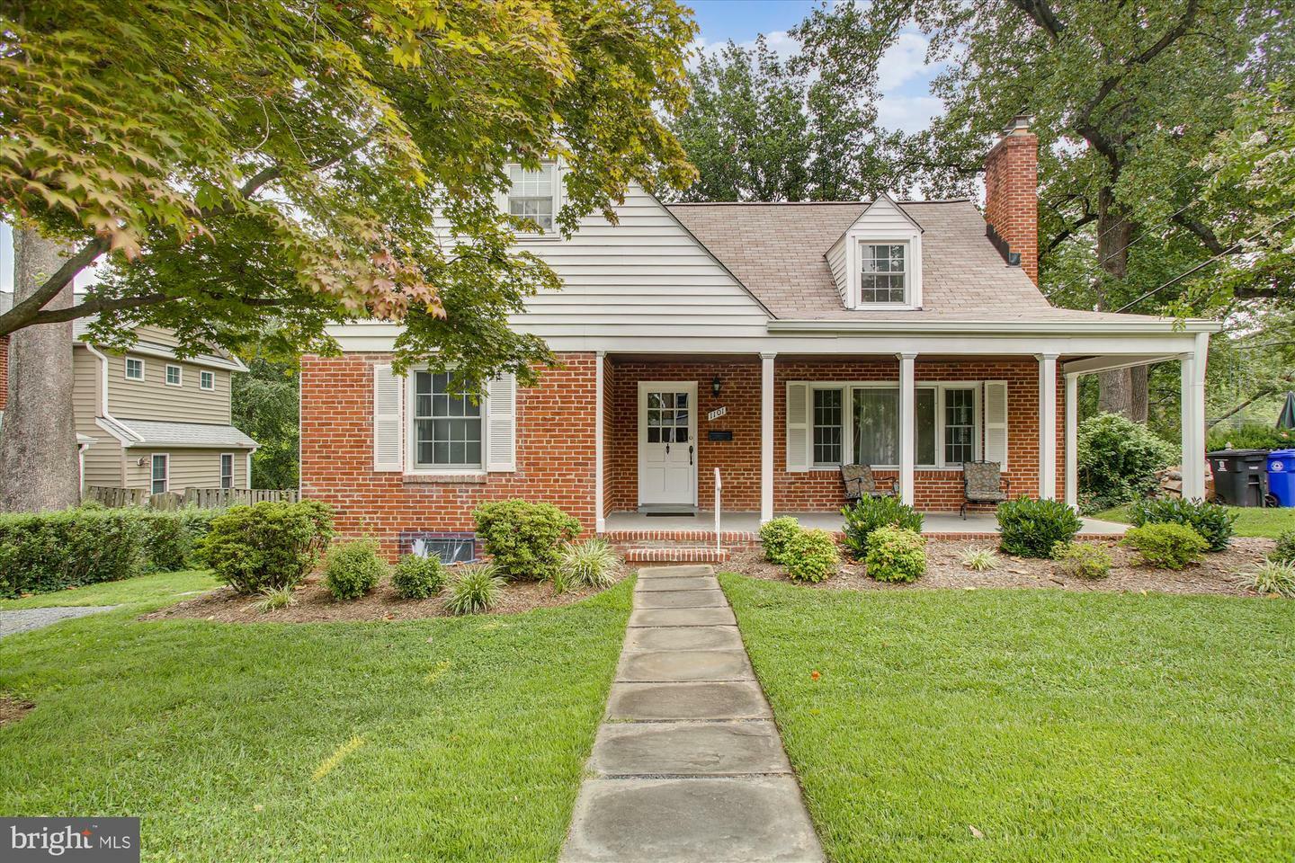 1101 N Quantico Street  Arlington VA 22205 photo