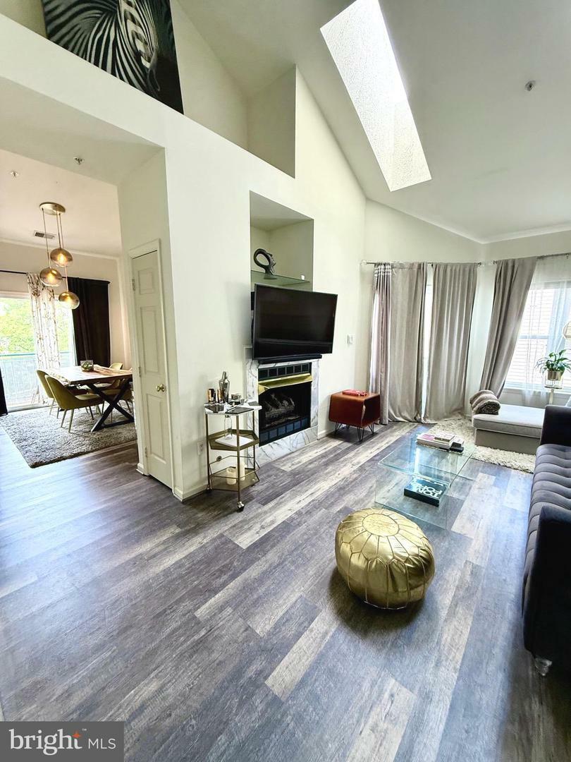 6541 Grange Lane 401  Alexandria VA 22315 photo