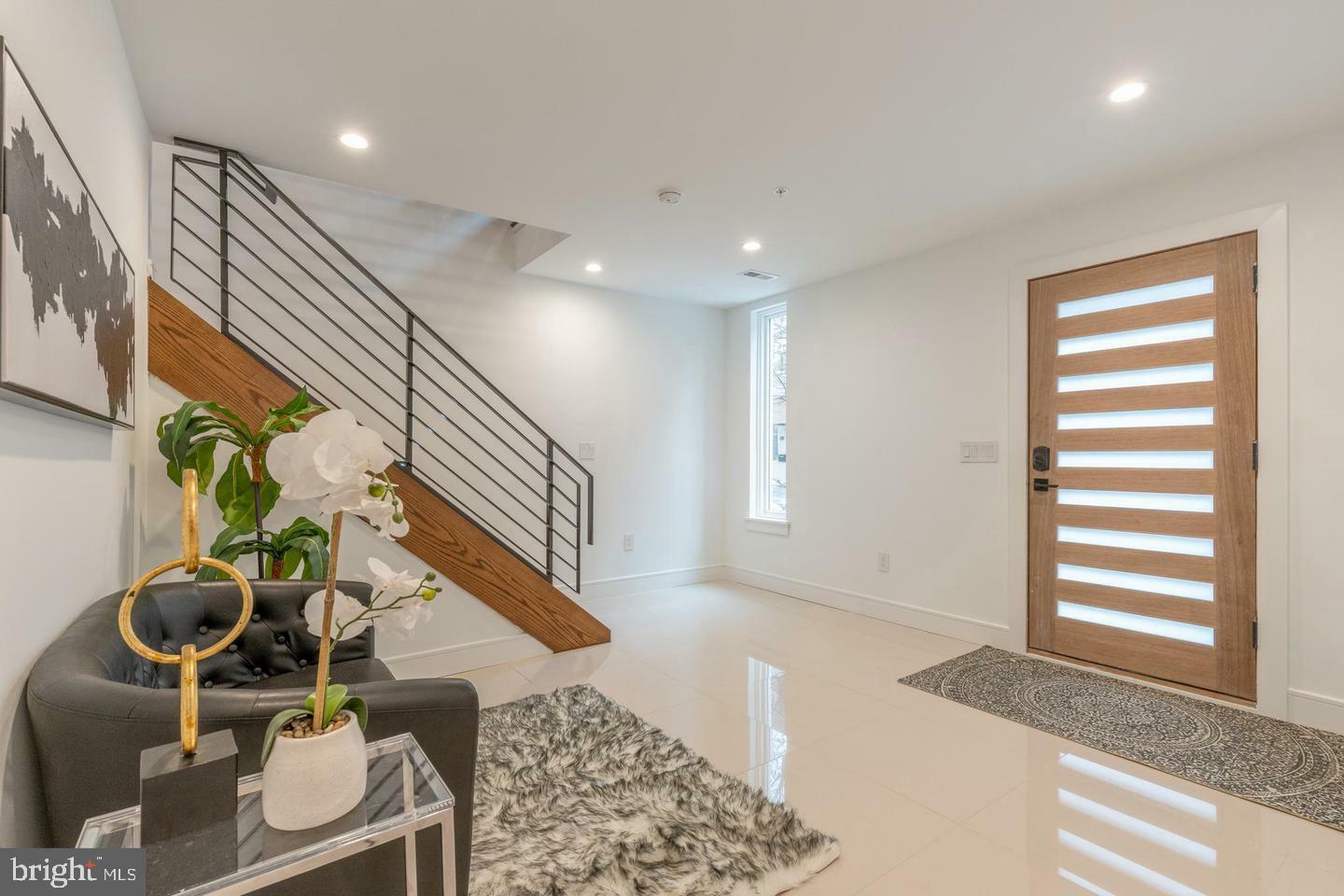 Property Photo: 1111 E Dunton Street PA 19123