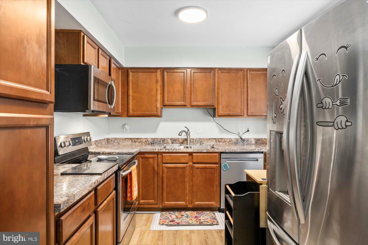 Property Photo:  1931 Fort Monroe Court  VA 22026 