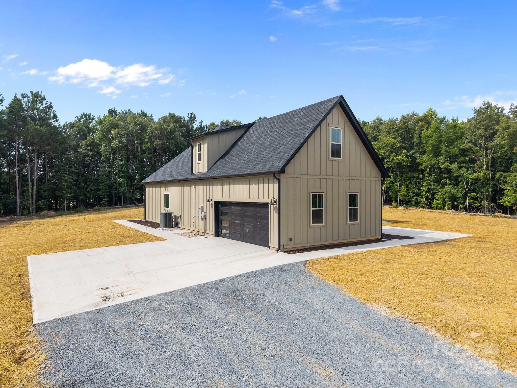 Property Photo: 5507 Nc 218 Highway NC 28133