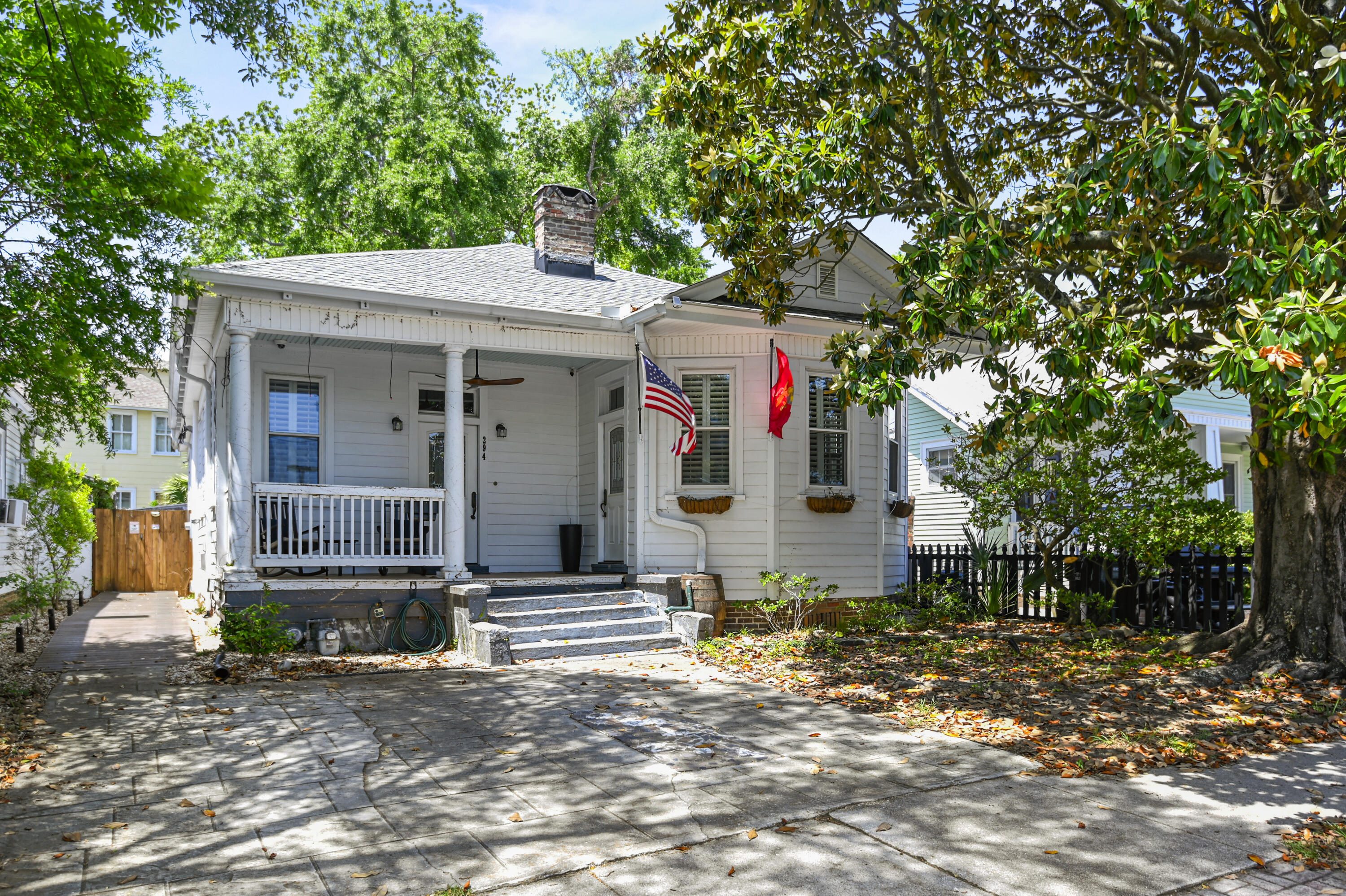 Property Photo: 294 Congress Street SC 29403