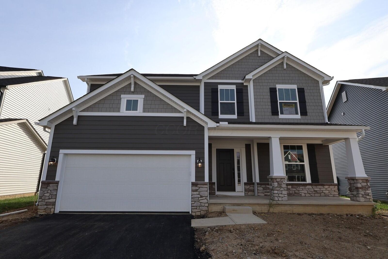 Property Photo: 122 Sienna Glenn Drive OH 43035