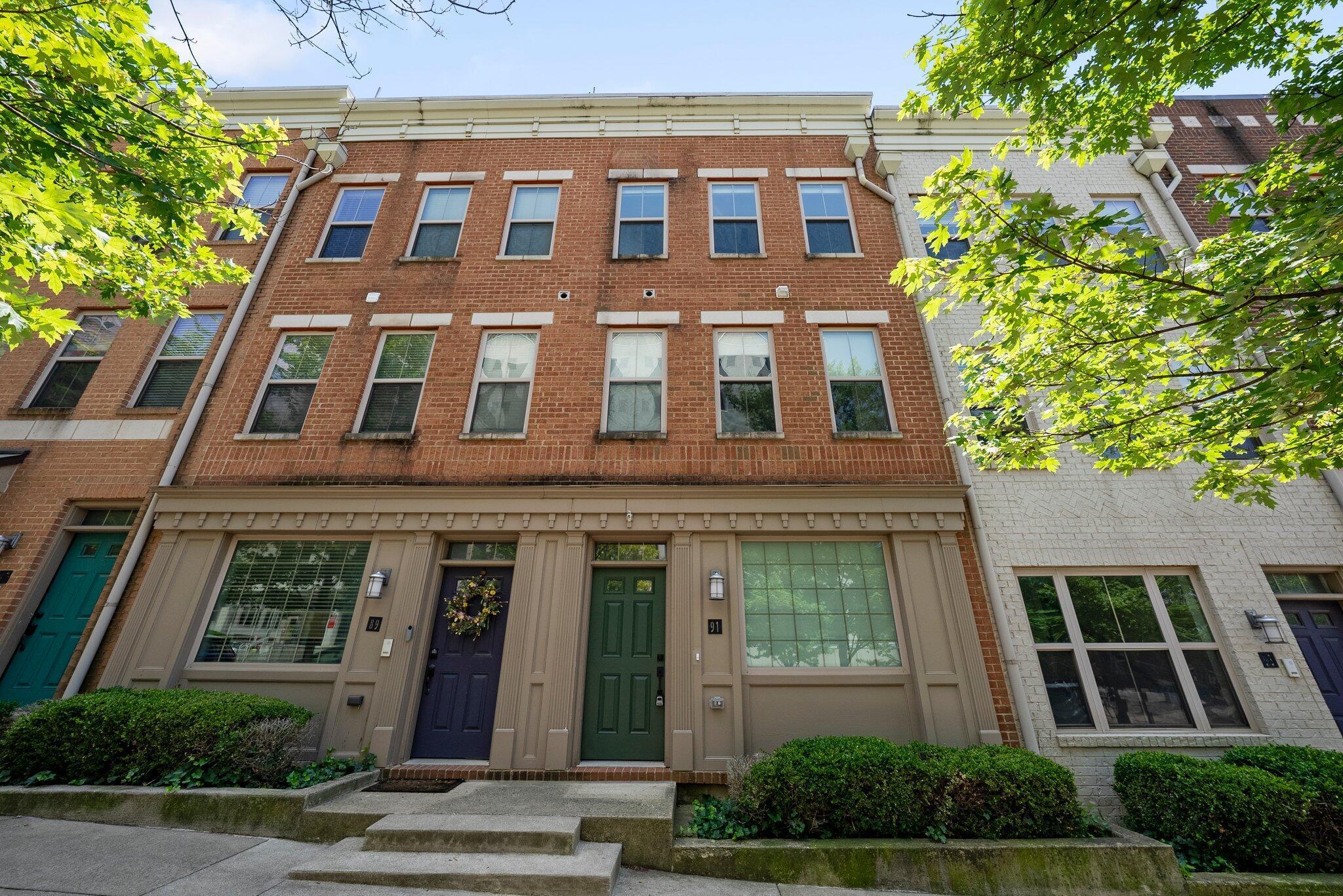 91 W Town Street  Columbus OH 43215 photo