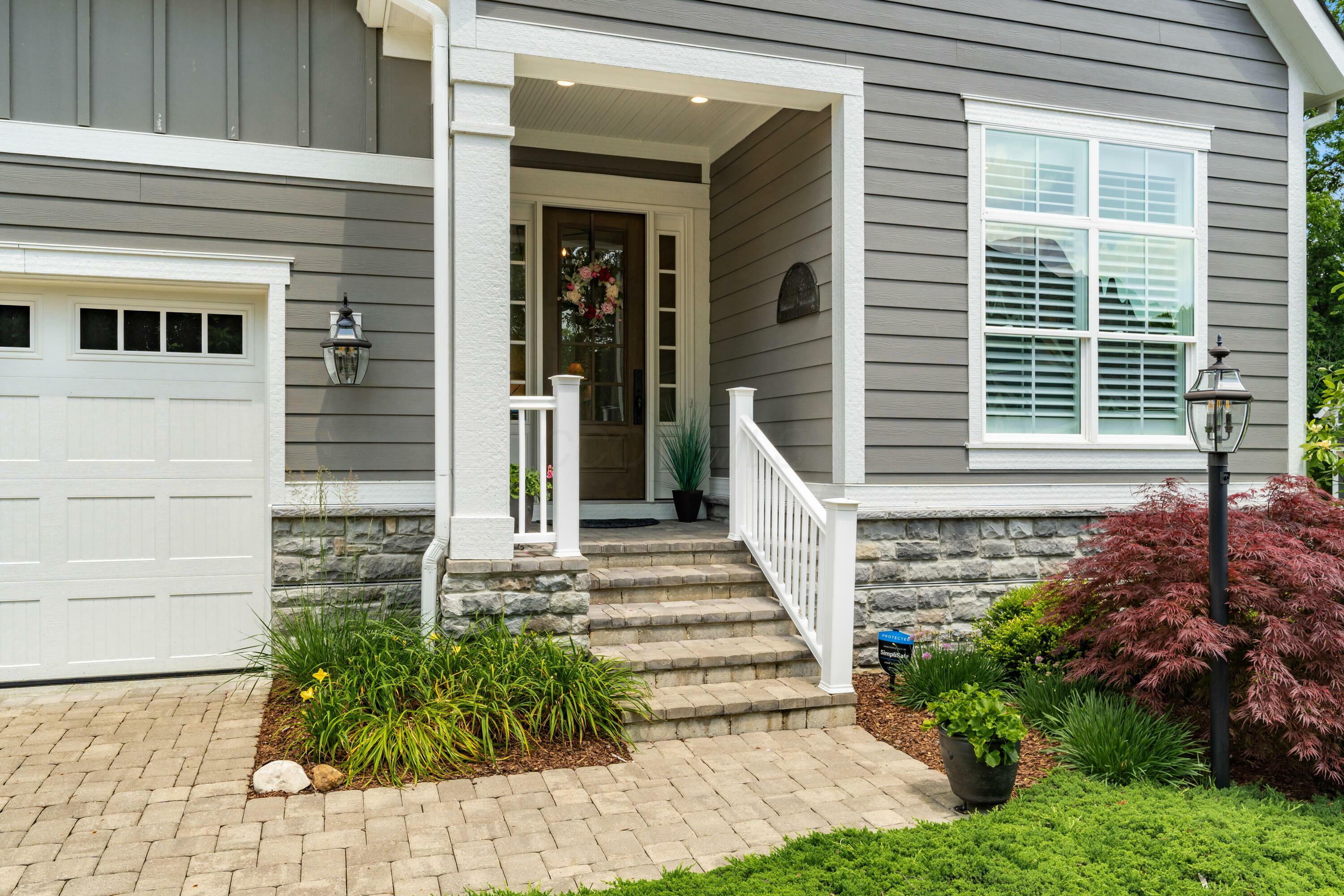 Property Photo: 3543 Westbrook Place OH 43035