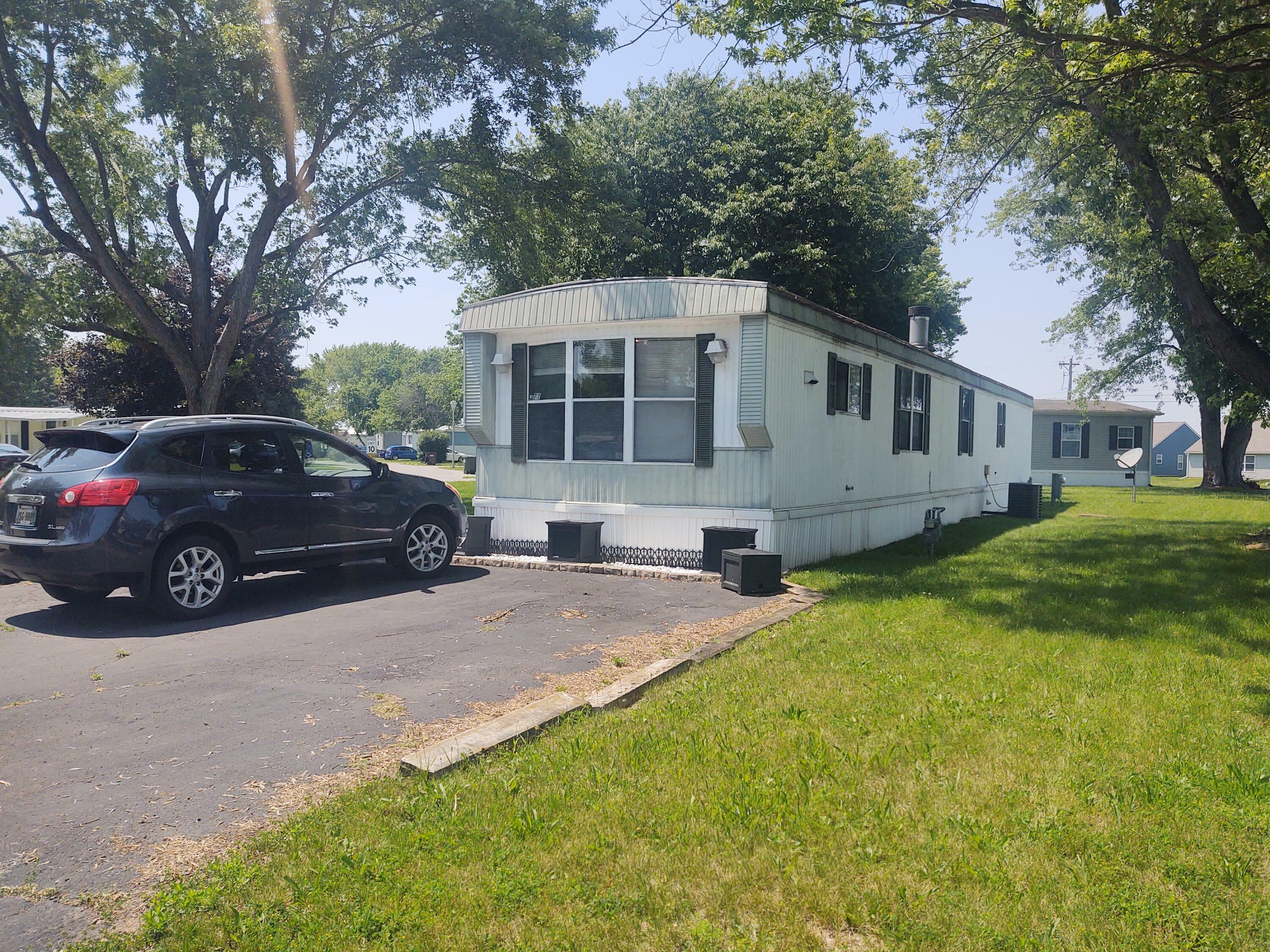Property Photo:  71 Knollwood Court  OH 43103 