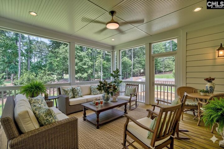 Property Photo:  220 Clayborn  SC 29072-7164 