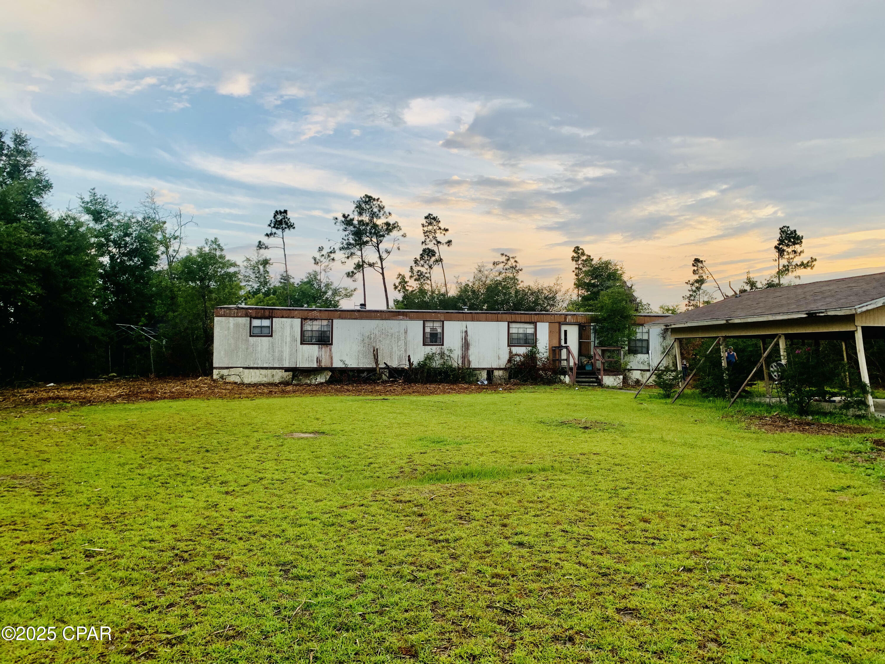 Property Photo: 7214 Roadrunner Street FL 32466