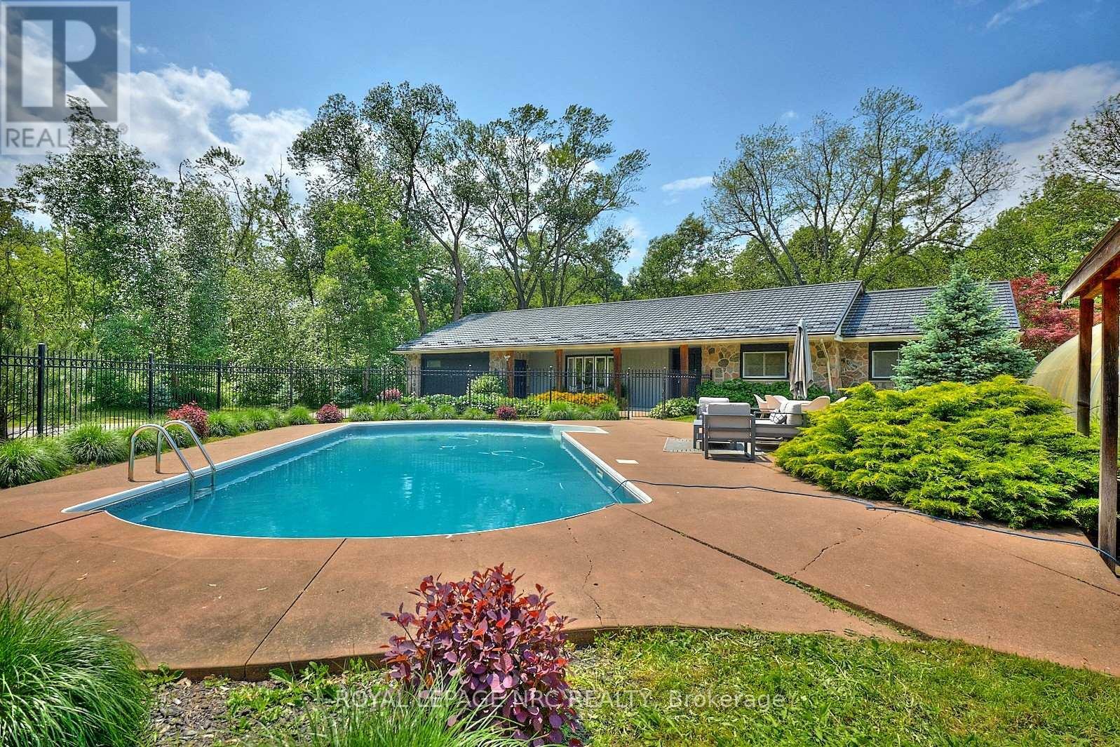 Property Photo: 2834 McSherry Lane ON L0S 1E6