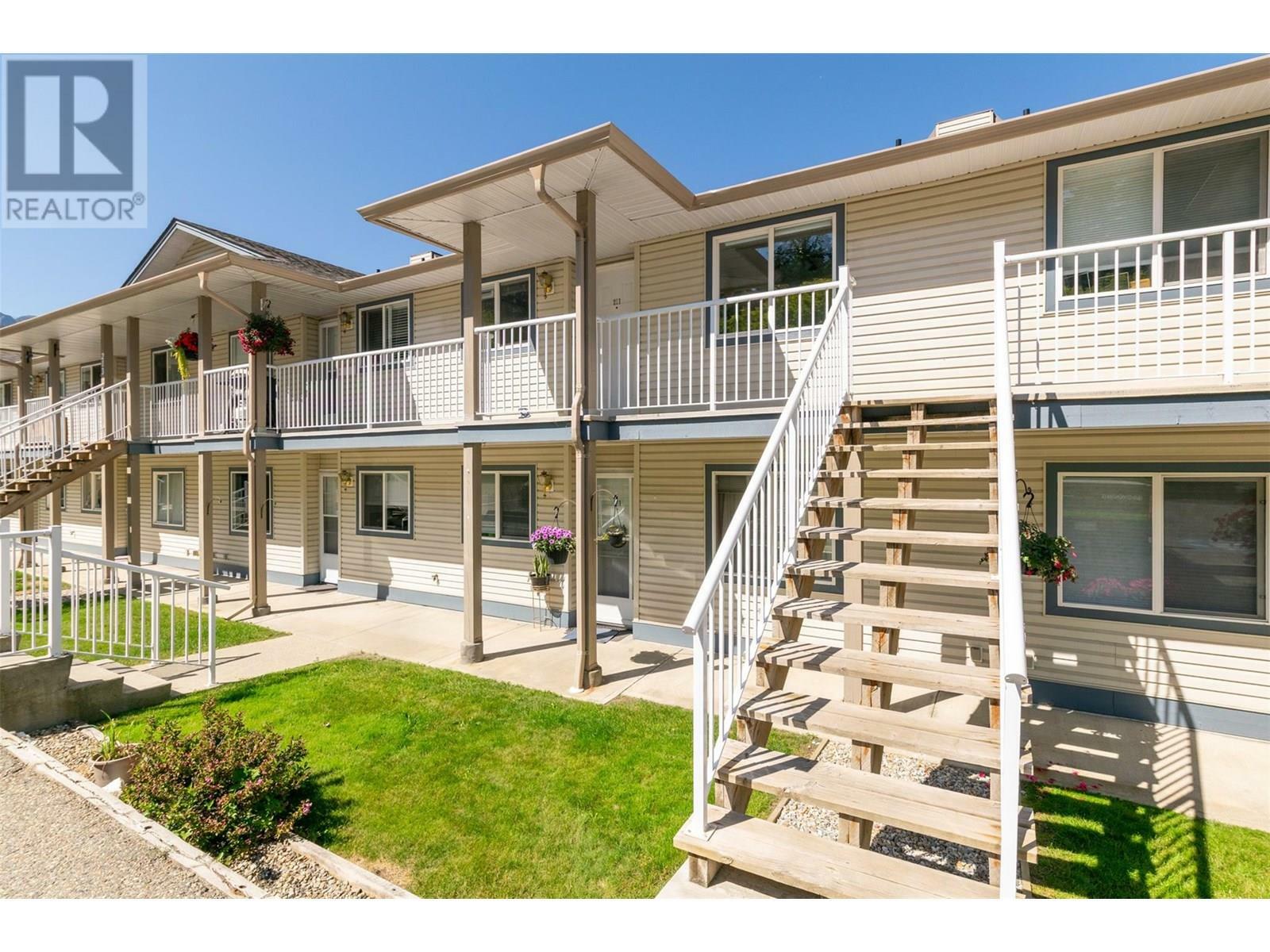 Property Photo: 831 2 Street Southeast 211 BC V1E 1S6