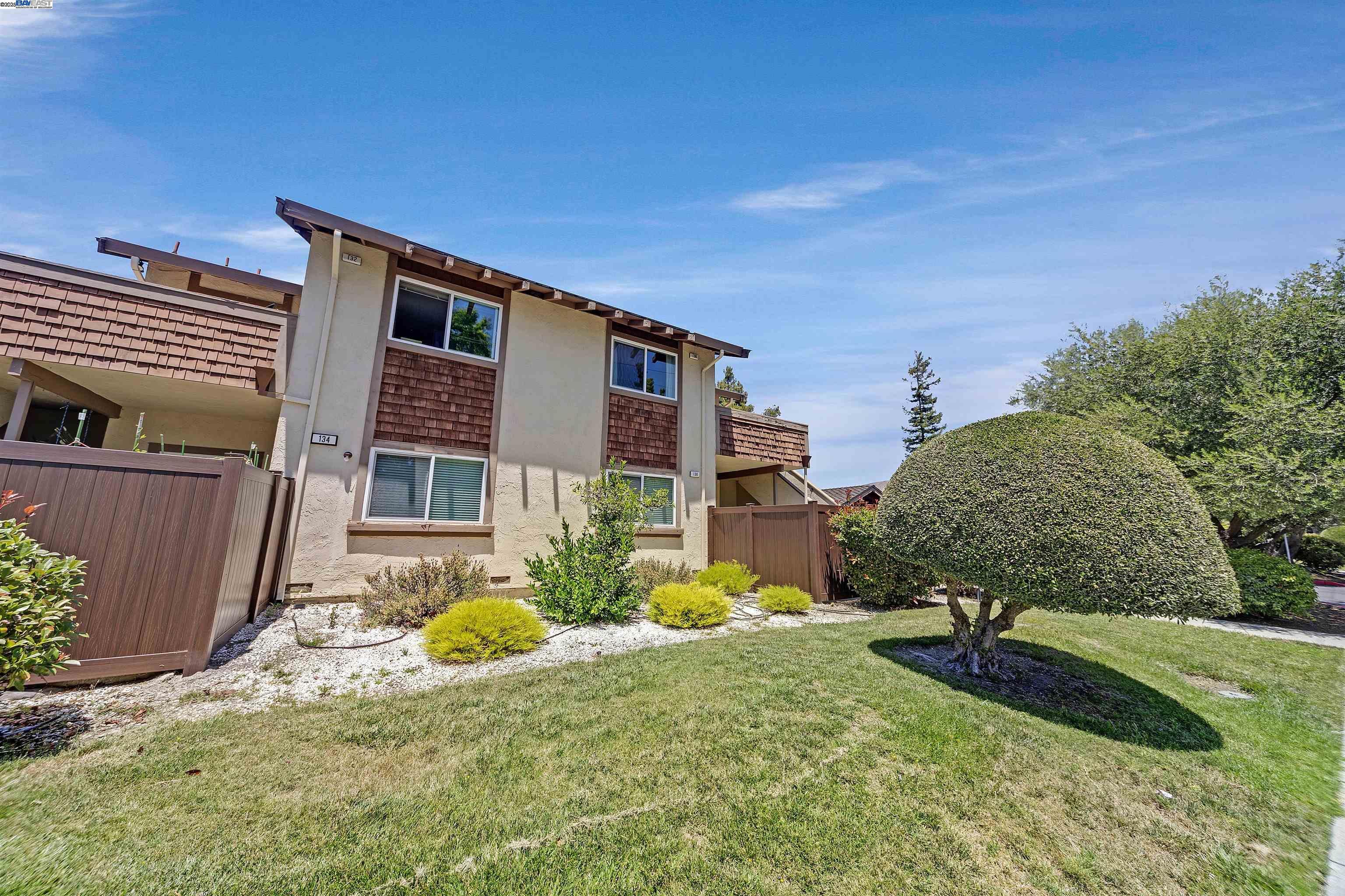 Property Photo: 136 Hackamore Ln CA 94539
