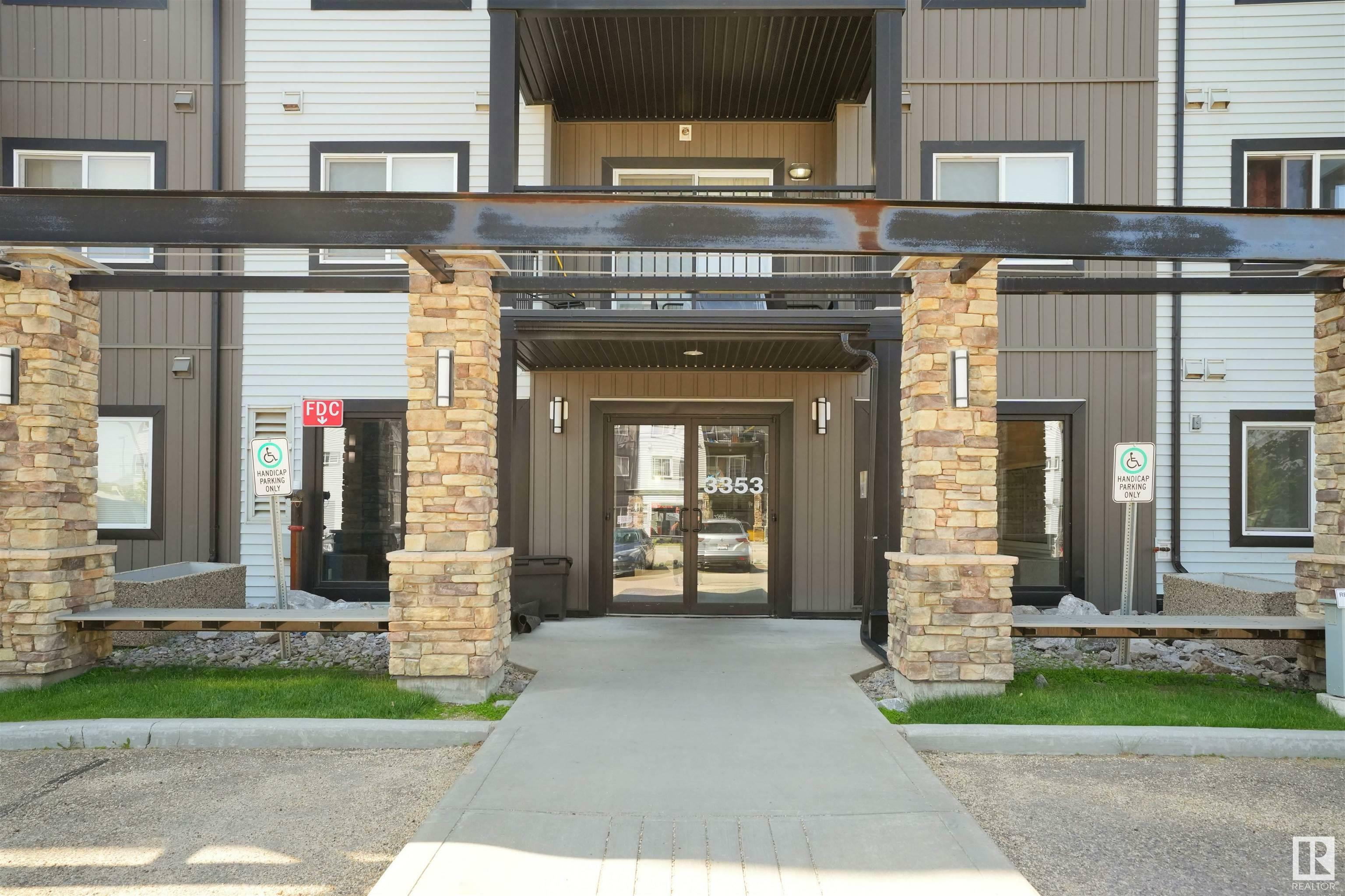 3353 16A Avenue NW 102  Edmonton AB T6T 0V4 photo