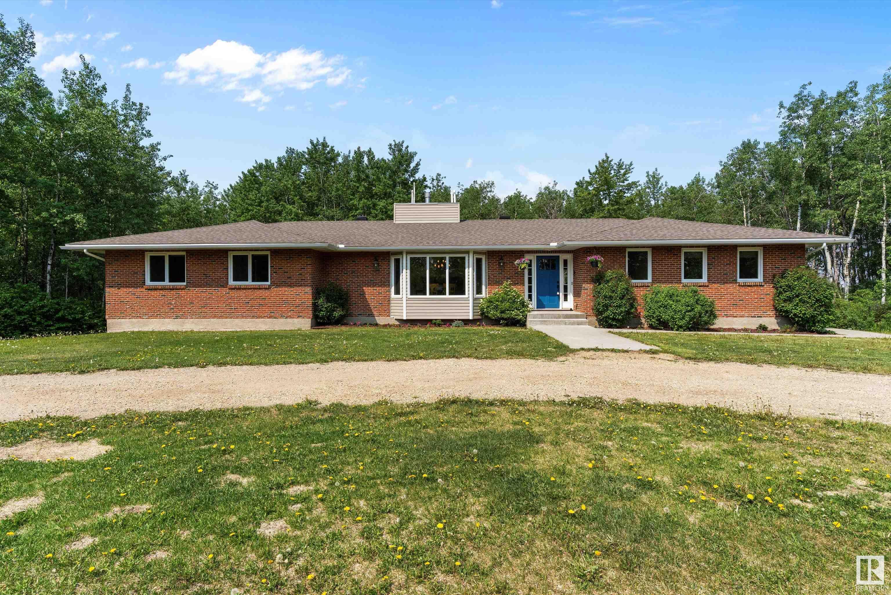 Property Photo: 22244 Twp Road 505 AB T0M 2M3