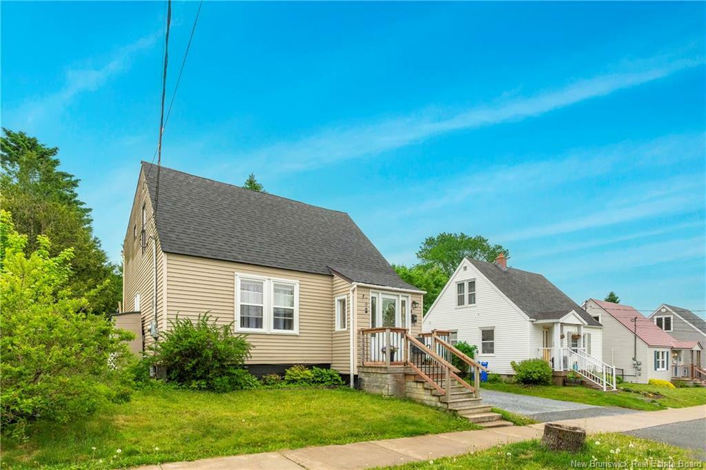 Photo de la propriété: 14 Currie Avenue NB E2K 3A6