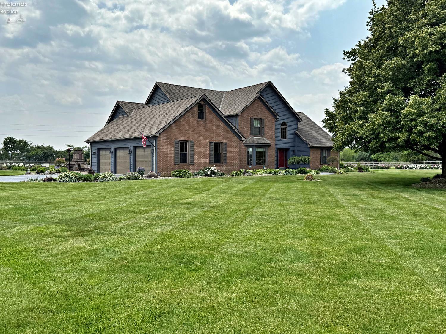 Property Photo:  1500 E County Road 50  OH 44883 